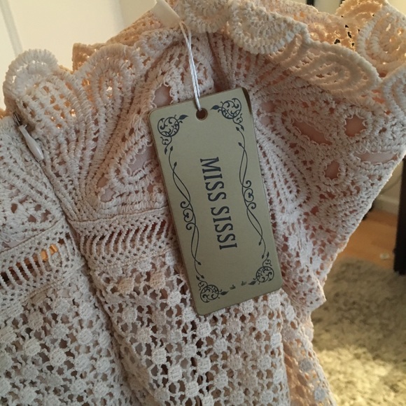 Self portrait style peplum pleated cream dress - Picture 8 of 8